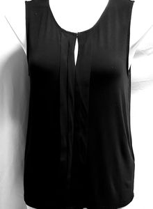 Women's sleeveless blouse